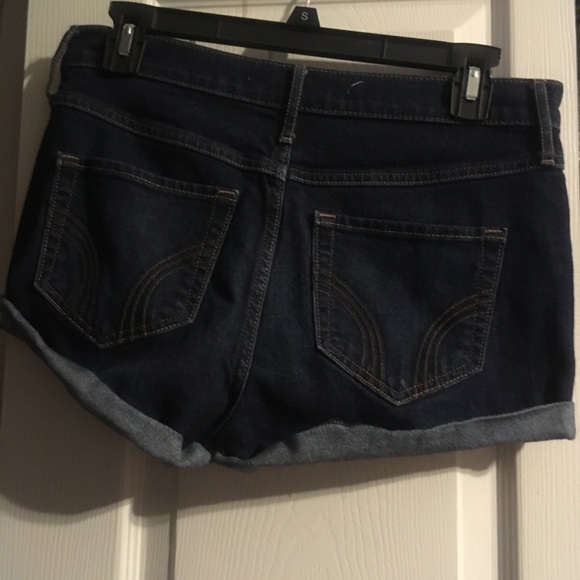 Hollister jean shorts! - Picture 2 of 3